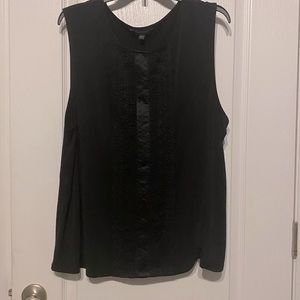 Banana Republic lace shell top